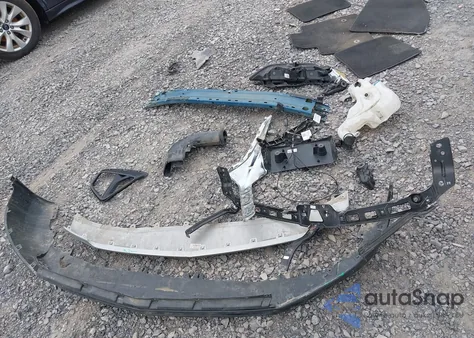 2022 Chevrolet Blazer Awd 2Lt from USA, damaged, VIN 3GNKBHR43NS132555